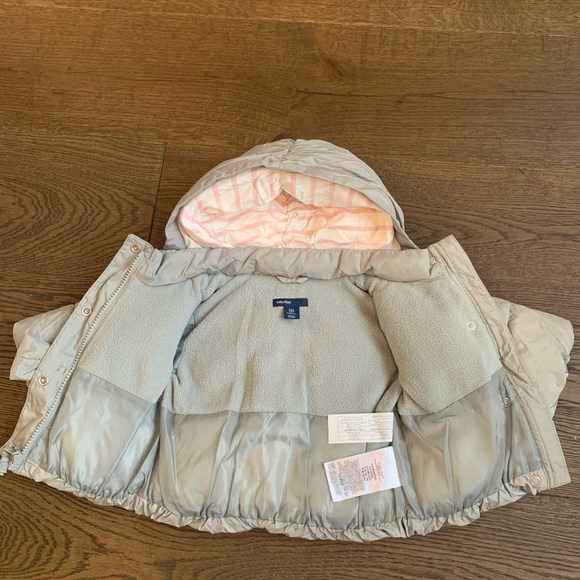 Baby Gap Girls Grey Puffer Coat with Bow, size 0-6 months - Picture 4 of 5